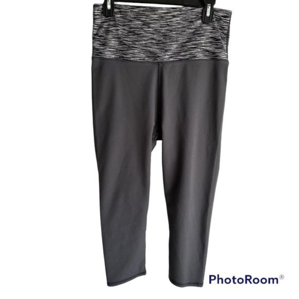 FABLETICS SALAR‎ Gray Ladies Athletic Yoga Running Ladies Foldover Capri, M